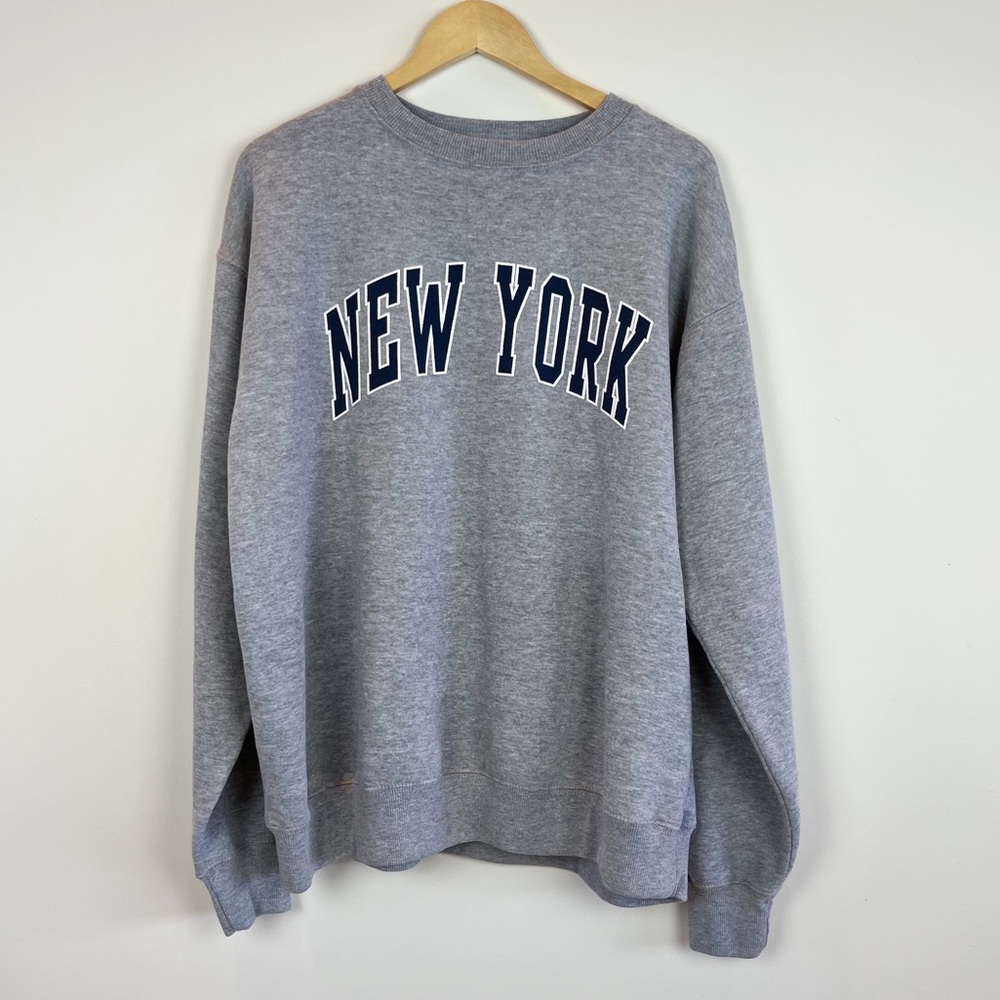 Brandy Melville Erica New York Gray Sweatshirt